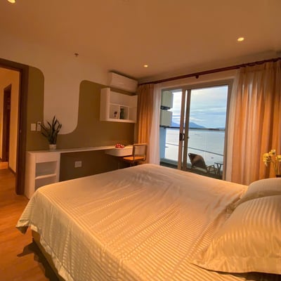 Alquiler de apartamento de lujo y amueblado con vistas a la playa, Blooming Tower, Hai Chau, Da Nang, Vietnam