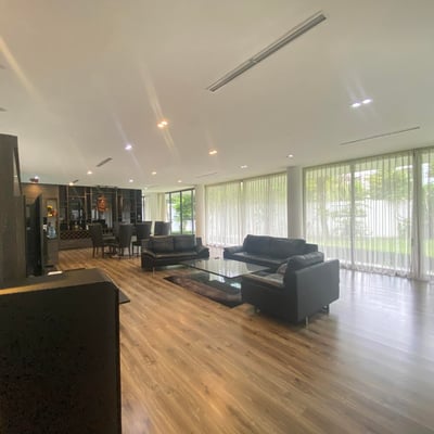 Alquiler de villa de lujo con piscina y jardín, 800 m², Ngu Hanh Son, Da Nang, Vietnam