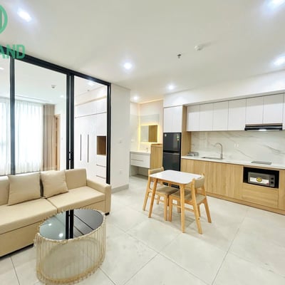 Alquiler a largo plazo de un apartamento luminoso con balcón espacioso, Da Nang, Vietnam
