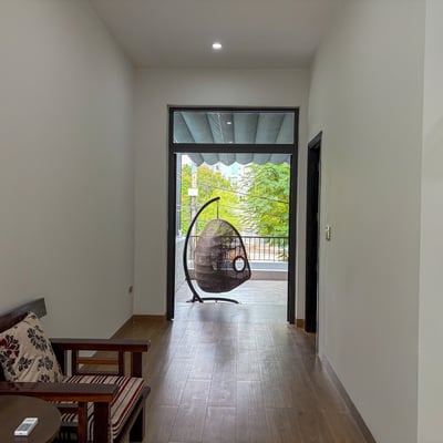 Langfristige Vermietung eines geräumigen neuen Hauses mit Blick auf den Park in Da Nang, Vietnam