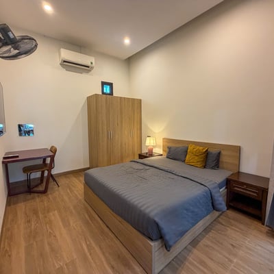 Langfristige Vermietung eines geräumigen neuen Hauses mit Blick auf den Park in Da Nang, Vietnam