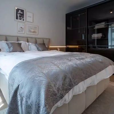 Miete einer gemütlichen 2-Zimmer-Wohnung, Cortina North, Bukarest, Rumänien
