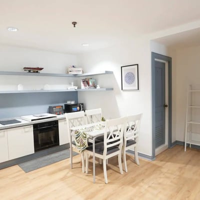 Location d'appartement moderne et spacieux de 2 chambres dans le district de Pathum Wan, Bangkok, Thaïlande