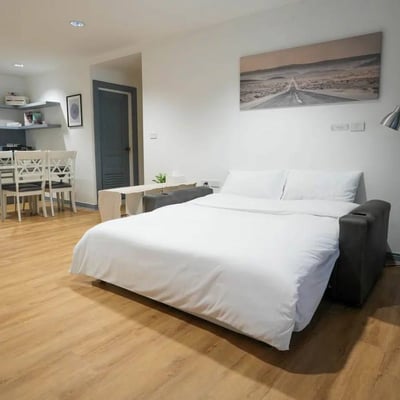 Location d'appartement moderne et spacieux de 2 chambres dans le district de Pathum Wan, Bangkok, Thaïlande
