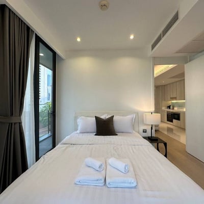 Location d'appartement spacieux et lumineux de 2 chambres dans le district de Khlong Toei, Bangkok, Thaïlande