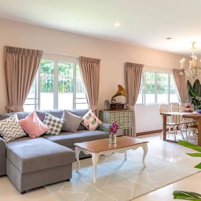 Location de maison élégante et spacieuse de 4 chambres dans le district de Khlong Toei, Bangkok, Thaïlande