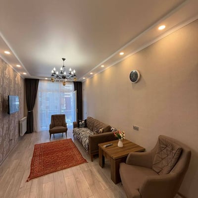 Alquiler de apartamento cómodo con un dormitorio, 54 m², Batumi, Georgia