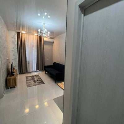 Cozy 45 m² apartment for long-term rent near a park in Batumi, Georgia