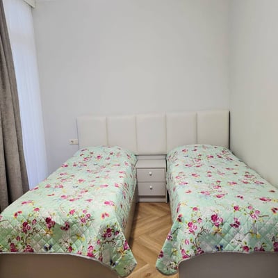 Светлая квартира 70 м² в аренду на длительный срок, Батуми, Грузия