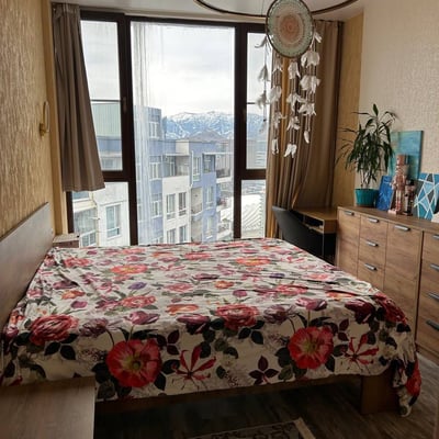 Gemütliche Wohnung 100 m² mit großer Terrasse zur Langzeitmiete in Batumi, Georgien