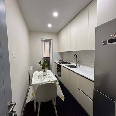 Appartement spacieux et meublé de 100 m² à louer à Batumi, Géorgie