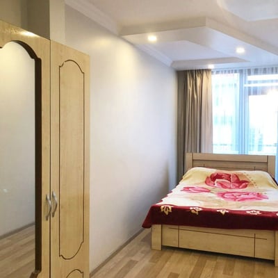 Spacious furnished 90 m² apartment with sea view for rent in Batumi, Georgia