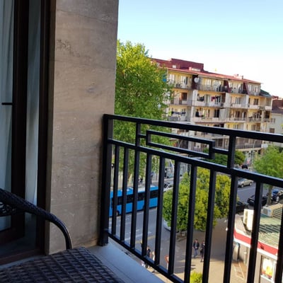 Furnished 60 m² apartment with new renovation for rent in Batumi, Georgia