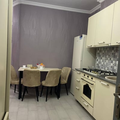 Komfortable möblierte Wohnung 75 m² mit 2 Schlafzimmern zur Miete, Batumi, Georgien