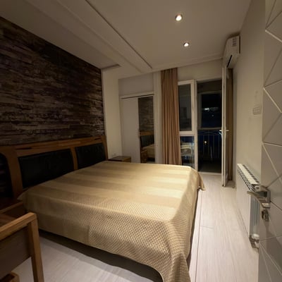 Location appartement spacieux meublé, 121 m², Batumi, Géorgie