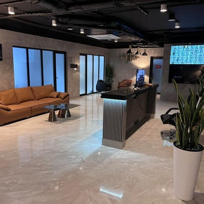 Location appartement confortable meublé avec rénovation moderne, 65 m², Batumi, Géorgie