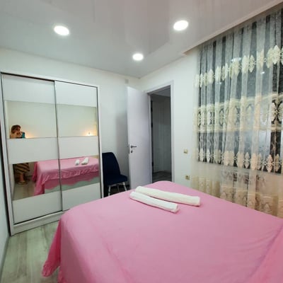 Geräumige möblierte wohnung zur miete, 80 m², Batumi, Georgien