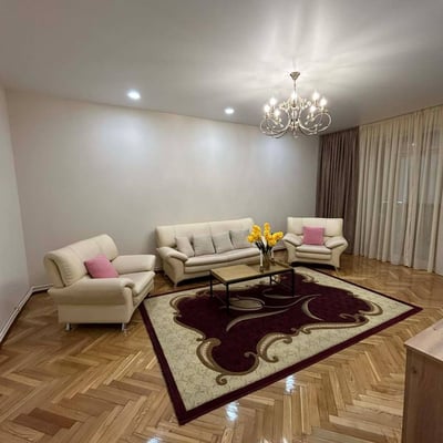 Аренда просторной, светлой меблированной квартиры, 110 м², Batumi, Грузия