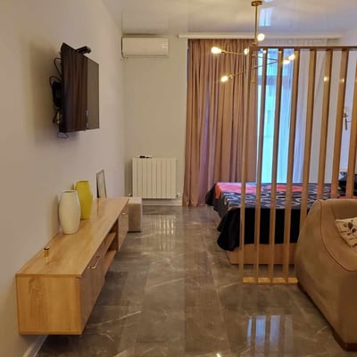 Location studio spacieux avec rénovation récente, 36 м², Batumi, Géorgie
