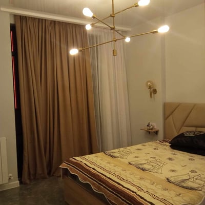 Location studio spacieux avec rénovation récente, 36 м², Batumi, Géorgie