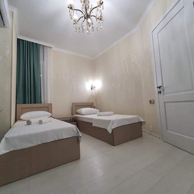 Alquiler de apartamento amplio, cómodo, 130 m², Batumi, Georgia