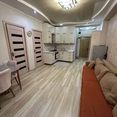 Alquiler de apartamento acogedor cerca del mar, 57 m², Batumi, Georgia