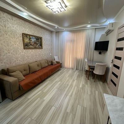 Alquiler de apartamento acogedor cerca del mar, 57 m², Batumi, Georgia