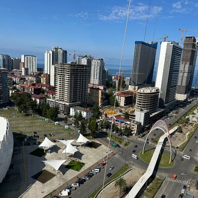 Alquiler de apartamento amplio, amueblado, 82 m², Batumi, Georgia