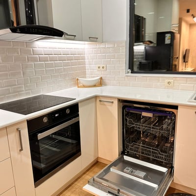 Alquiler de apartamento amplio, amueblado, 82 m², Batumi, Georgia