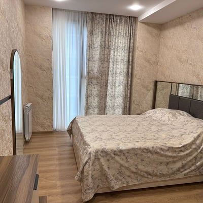 Alquiler de apartamento amplio, amueblado, 82 m², Batumi, Georgia
