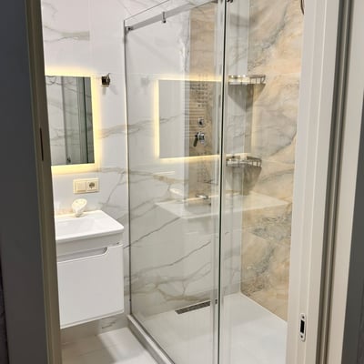 Alquiler de apartamento amplio, amueblado, 82 m², Batumi, Georgia