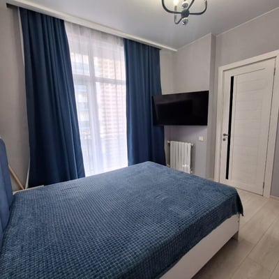 Location appartement spacieux, meublé, avec vue sur la mer et les montagnes, 65 м², Batumi, Géorgie