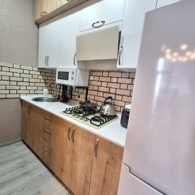 Location appartement spacieux, meublé, avec vue sur la mer et les montagnes, 65 м², Batumi, Géorgie