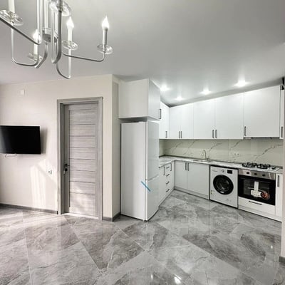 Location appartement moderne, meublé, 45 м², Batumi, Géorgie