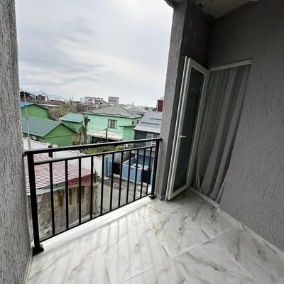 Location appartement moderne, meublé, 45 м², Batumi, Géorgie