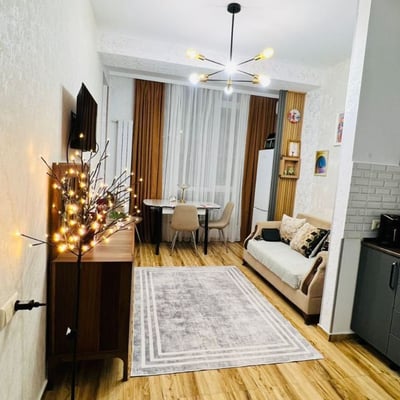 Location appartement moderne, confortable, avec balcon, 45 м², Batumi, Géorgie