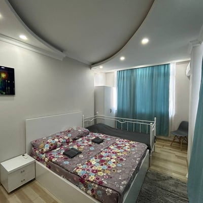 Moderne, komfortable Wohnung zur Miete, 67 м², Batumi, Georgien