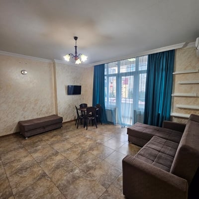 Location appartement confortable, meublé, 54 м², Batumi, Géorgie