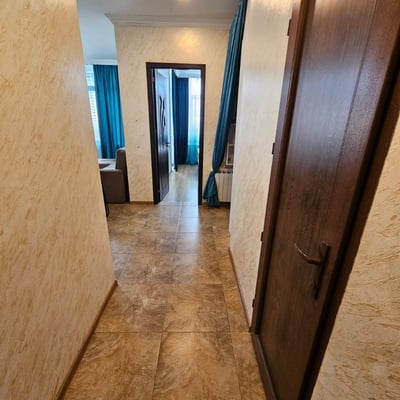 Location appartement confortable, meublé, 54 м², Batumi, Géorgie