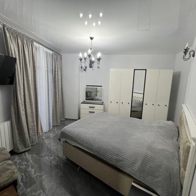 Location appartement spacieux, meublé, 95 м², Batumi, Géorgie