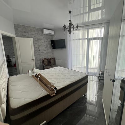 Location appartement spacieux, meublé, 95 м², Batumi, Géorgie