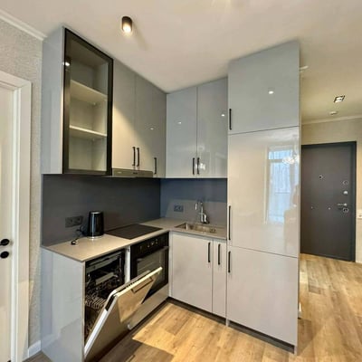 Alquiler de apartamento luminoso, cómodo, 75 m², Batumi, Georgia