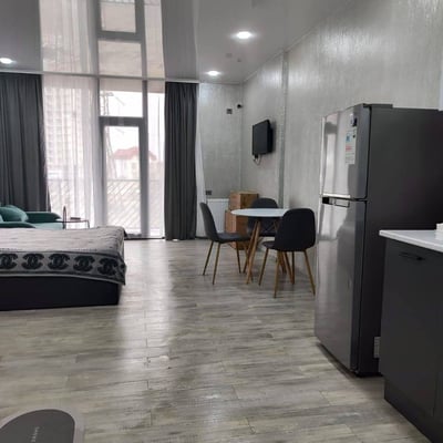 Location studio confortable, meublé, proche de la mer, 35 м², Batumi, Géorgie