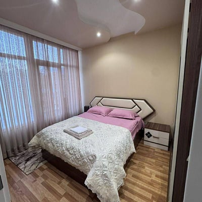 Location appartement lumineux, confortable, 80 м², Batumi, Géorgie