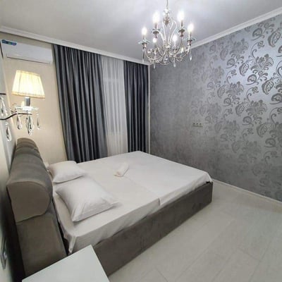 Alquiler de apartamento amplio, moderno, 130 m², Batumi, Georgia