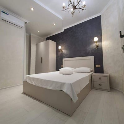 Alquiler de apartamento amplio, moderno, 130 m², Batumi, Georgia