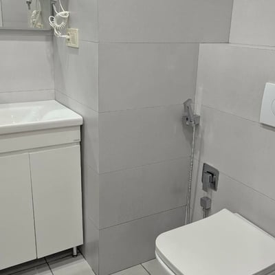 Аренда меблированной квартиры с видом на море и горы, 50 м², Батуми, Грузия