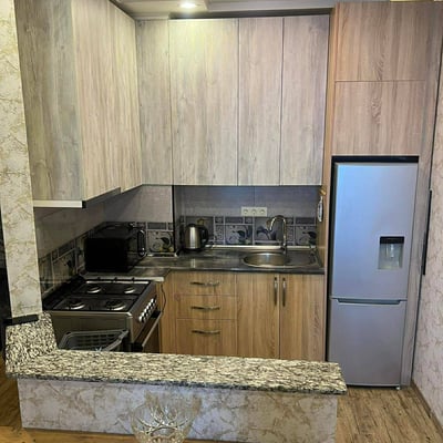 Location longue durée d’un appartement confortable avec 1 chambre, 55 m², Batoumi, Géorgie