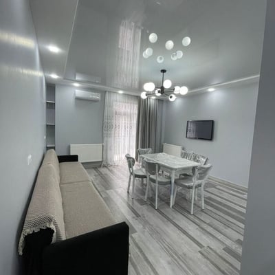 Alquiler de moderno apartamento, 55 m², Batumi, Georgia