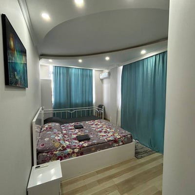 Alquiler de luminoso apartamento amueblado, 67 m², Batumi, Georgia